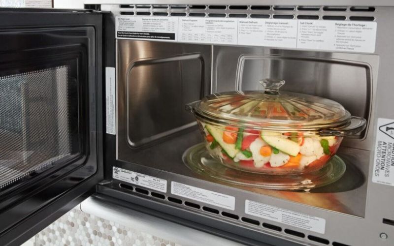 Lò vi sóng không gây mất chất dinh dưỡng – Sự thật ai cũng cần biết